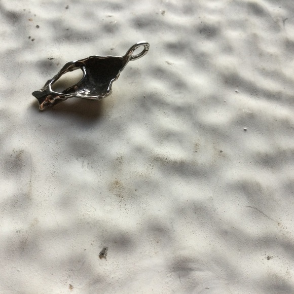 Sterling Silver Seashell Necklace Pendant - Picture 4 of 5